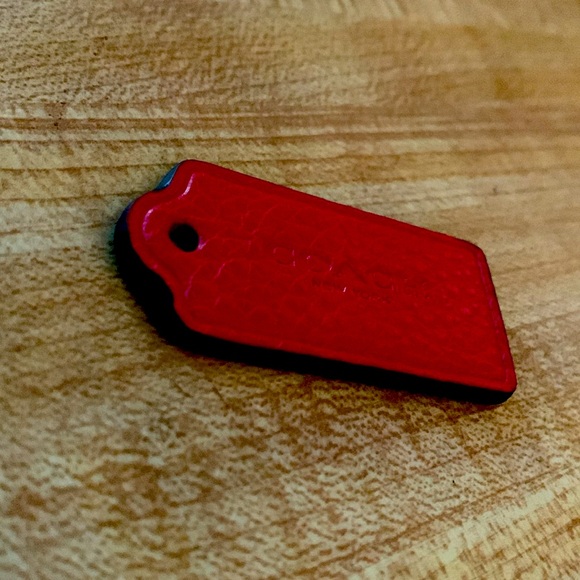 🏷️ Coach Red Leather Bag Charm - Picture 3 of 3
